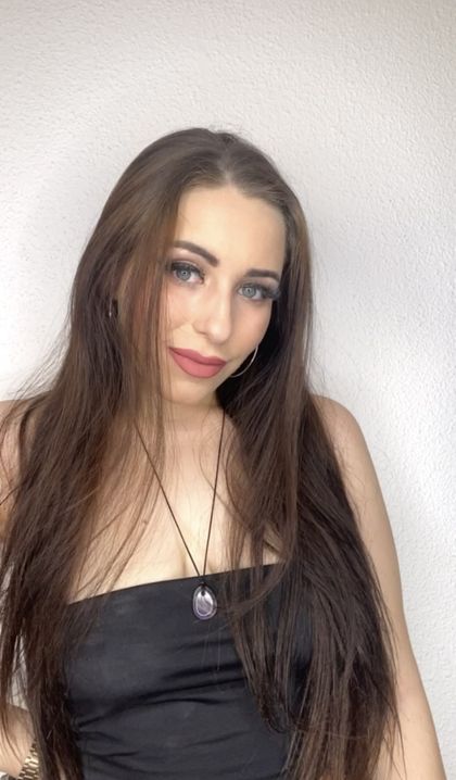 vanesaura OnlyFans picture