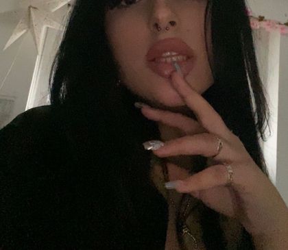 almond-milk OnlyFans picture