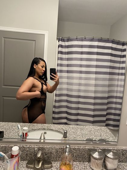 amourzayy OnlyFans picture