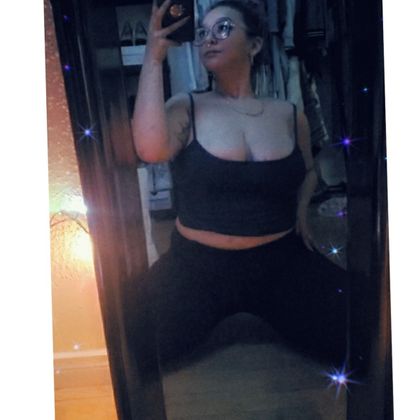 itslunalaine OnlyFans picture