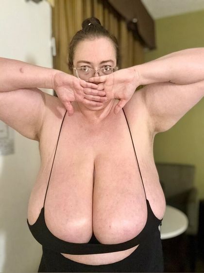 bustybigbootyjudy OnlyFans picture