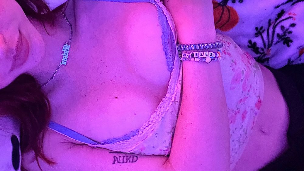 mel444ni OnlyFans profile picture
