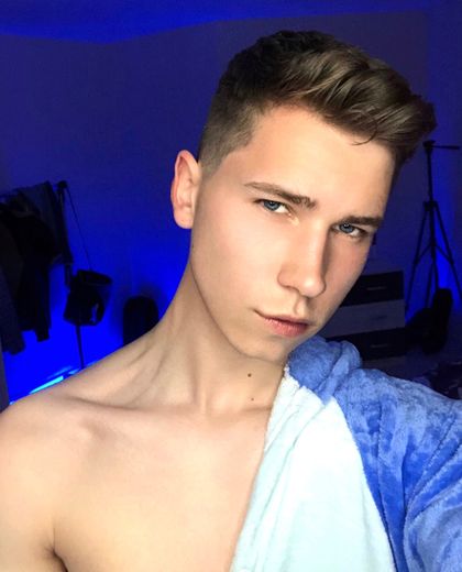 alexander_blue OnlyFans picture