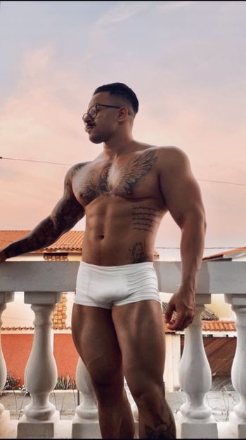 VICTOR REIS