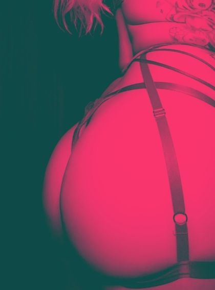 trashpandawh0re OnlyFans picture