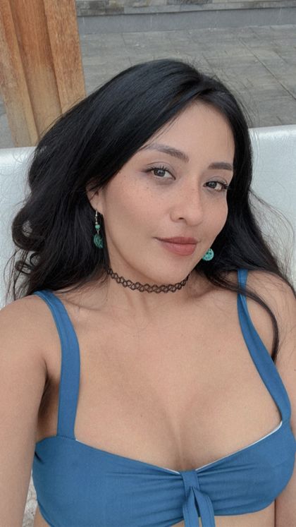 yarisan OnlyFans picture