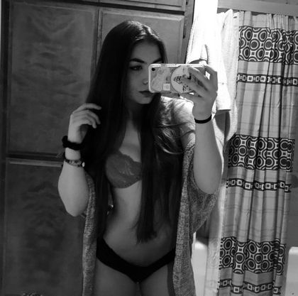 raeruss OnlyFans picture
