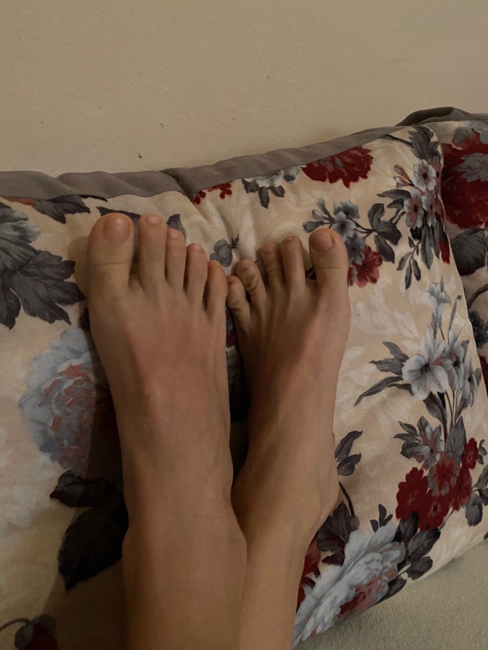 yours.elena OnlyFans profile picture