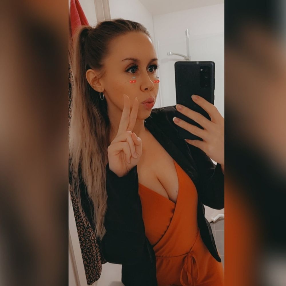 lenakams OnlyFans profile picture