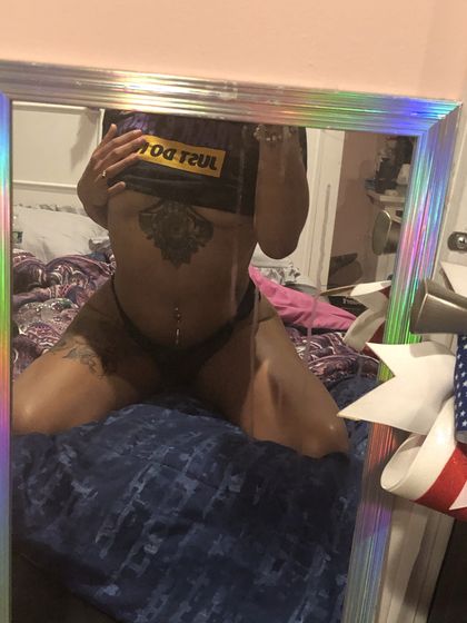 honeyyrrose OnlyFans picture