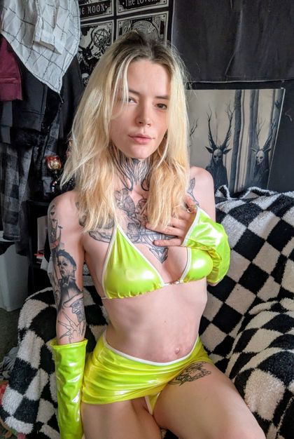 april_addams OnlyFans picture