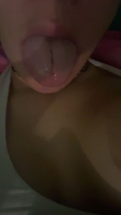 yellowbarbie0 OnlyFans picture
