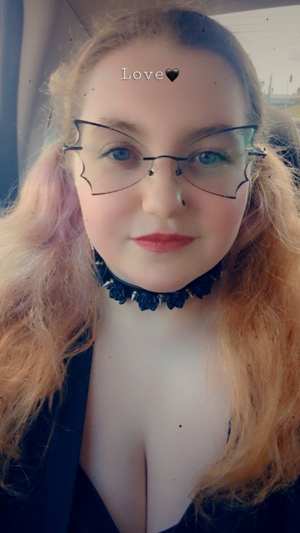 queenbluenara OnlyFans picture