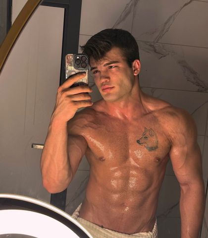 kurtadamfree OnlyFans picture