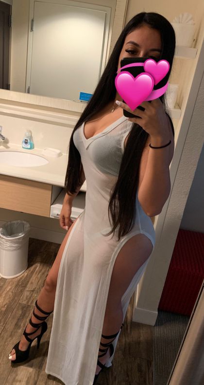 reyna.love OnlyFans picture