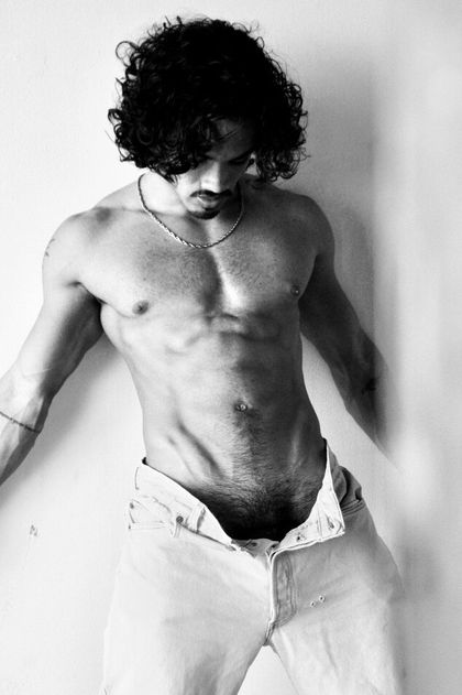 elecneu OnlyFans picture