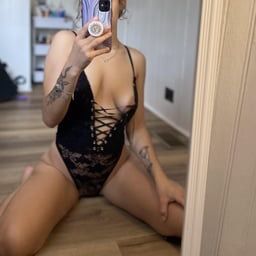 Best Hot Justina OnlyFans Accounts | FansMetrics.com