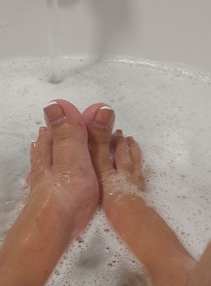 juicytoesbiggerfeet OnlyFans picture