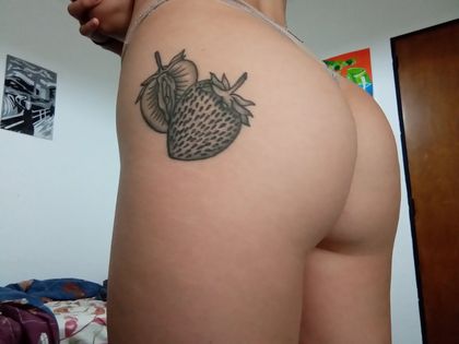carolinejones21 OnlyFans picture