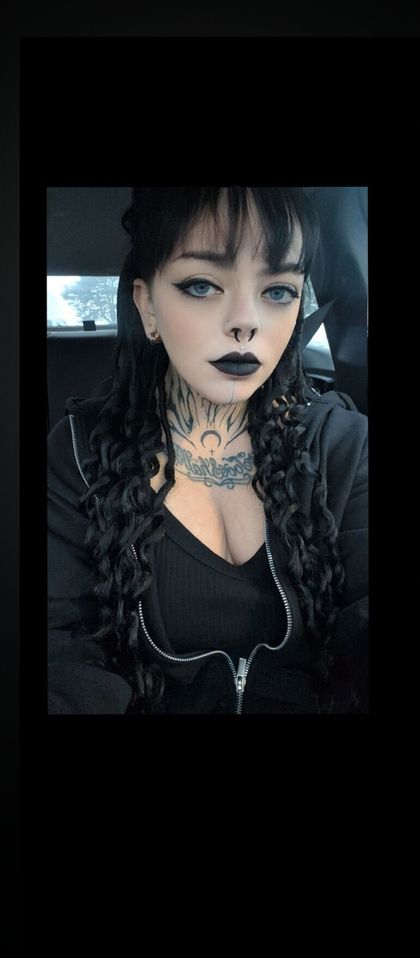 dani_disaster OnlyFans picture
