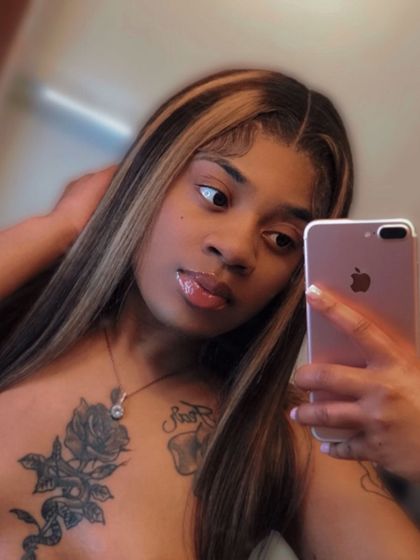 caramellkissess OnlyFans picture