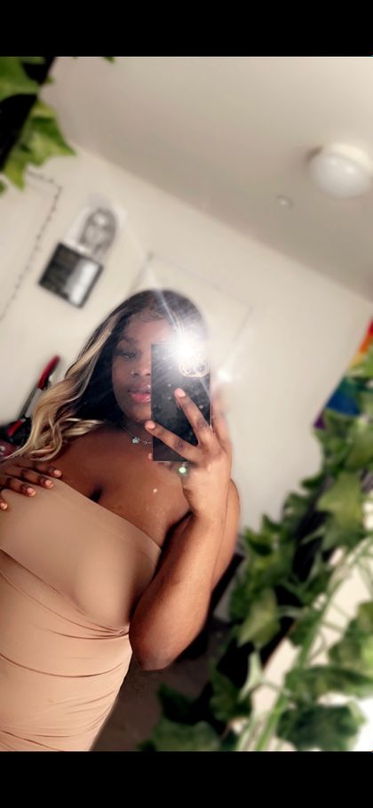 sunnkissedbabee OnlyFans picture