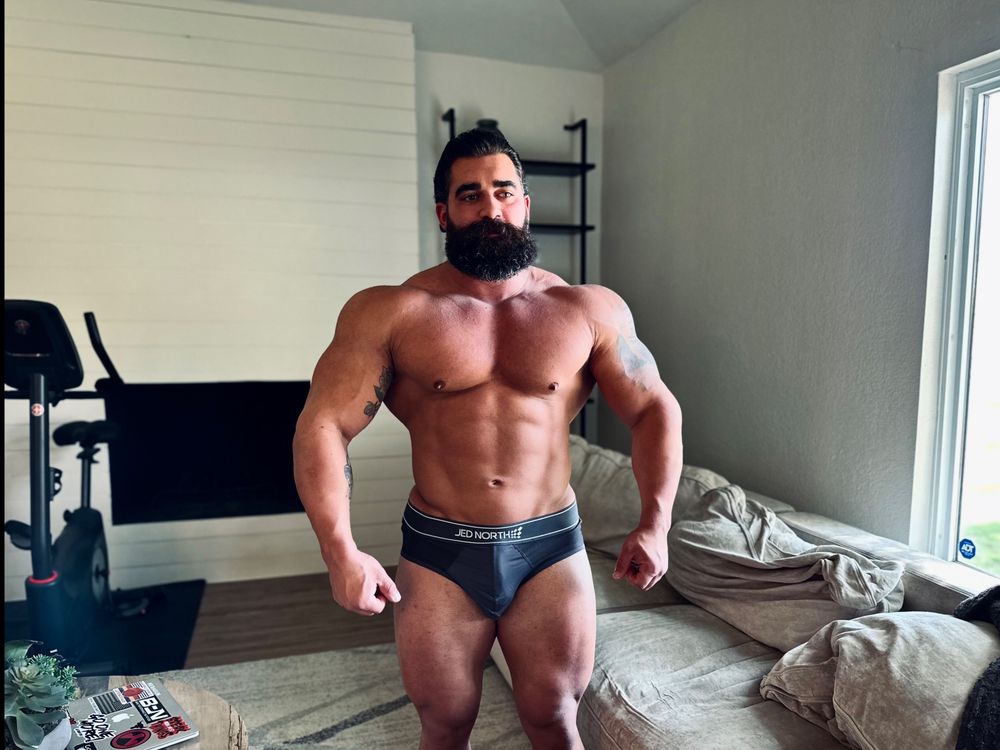 bradenfitpro OnlyFans - Free Trial - Photos - Socials | FansMetrics.com