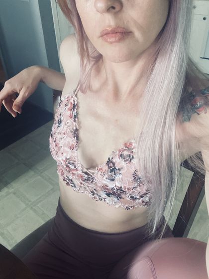 mazikeena OnlyFans picture