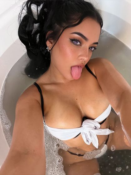 pikagurrlvip OnlyFans picture