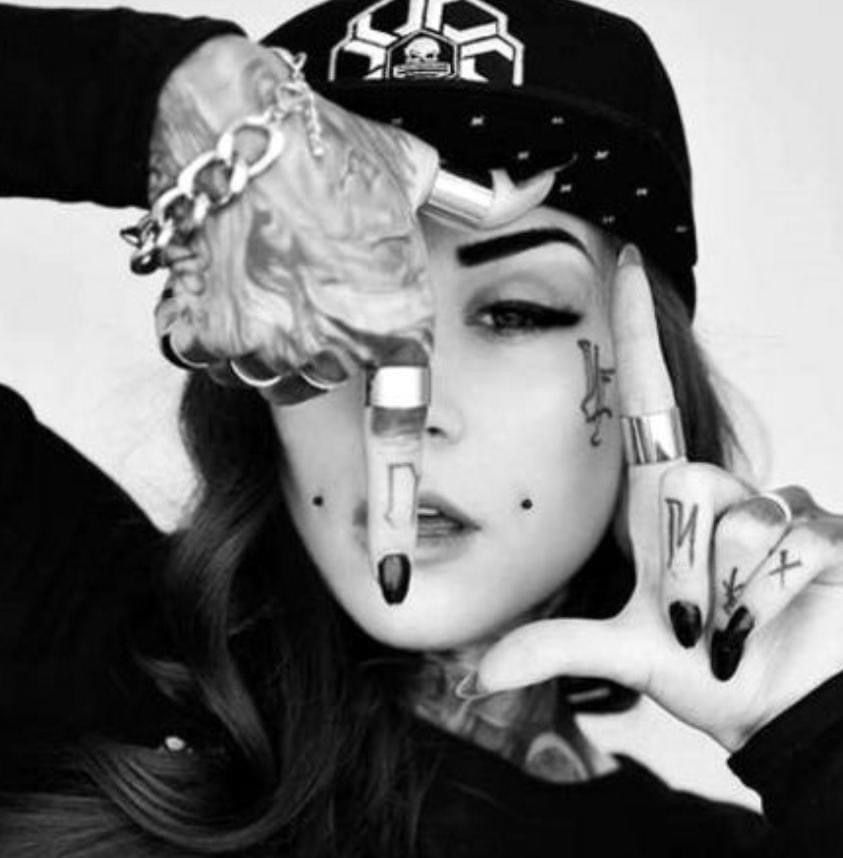 crazyb3autiful OnlyFans profile picture