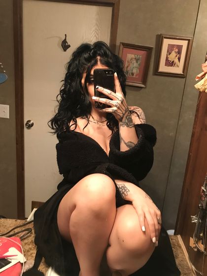 miaalovesyouu OnlyFans picture