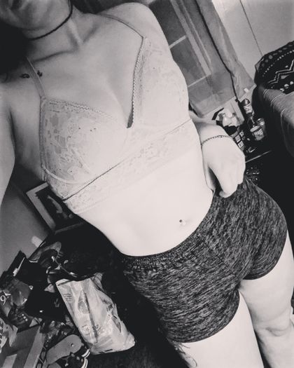 lunarose98 OnlyFans picture