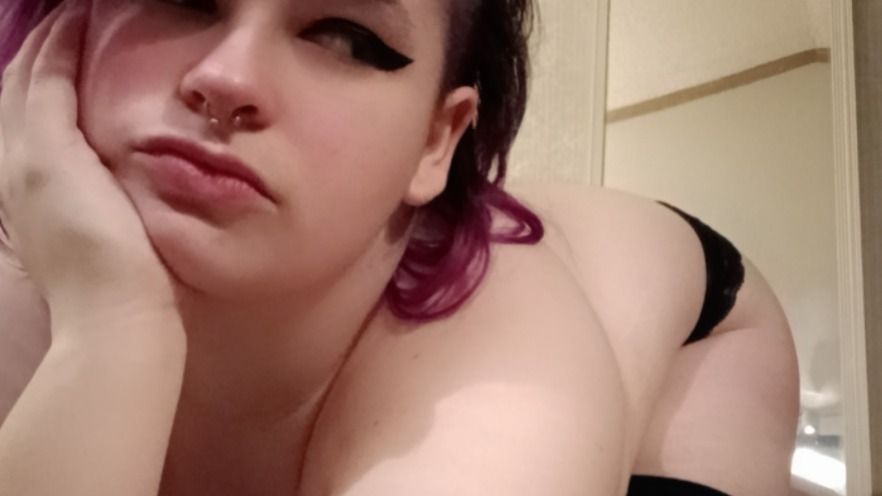 simp4sneks OnlyFans profile picture