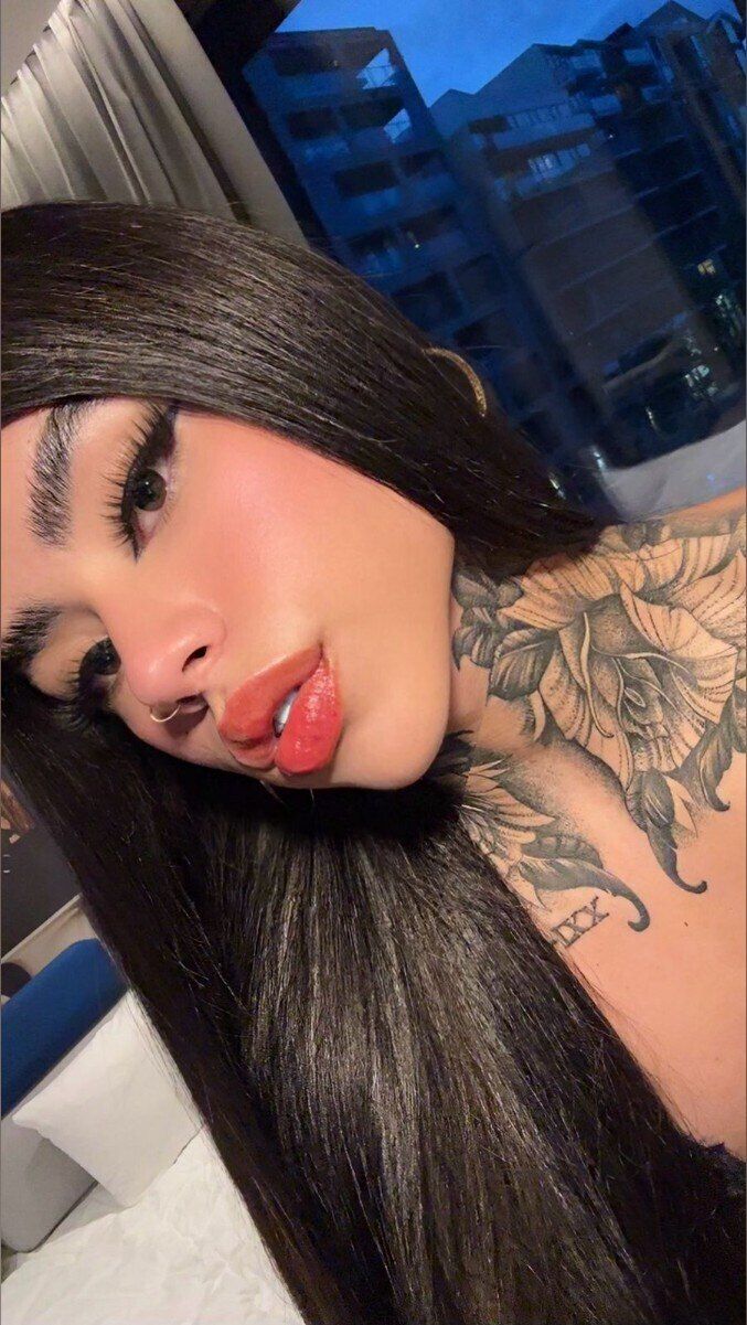 carolinewillsom OnlyFans profile picture