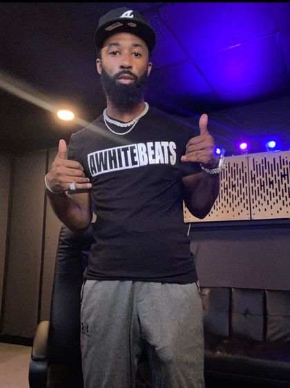 awhitebeatz OnlyFans picture