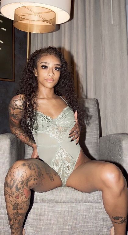 lalalillian OnlyFans picture
