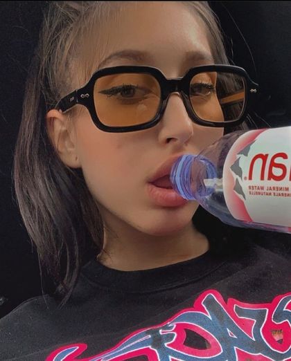 onlyviki OnlyFans picture