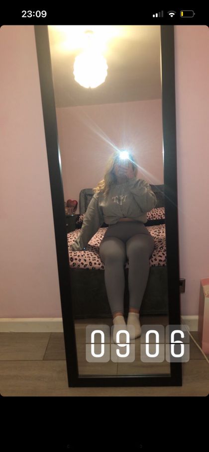 u19923488 OnlyFans picture