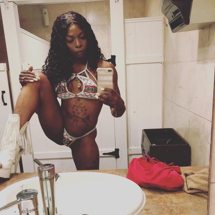 mzcapricorn OnlyFans picture