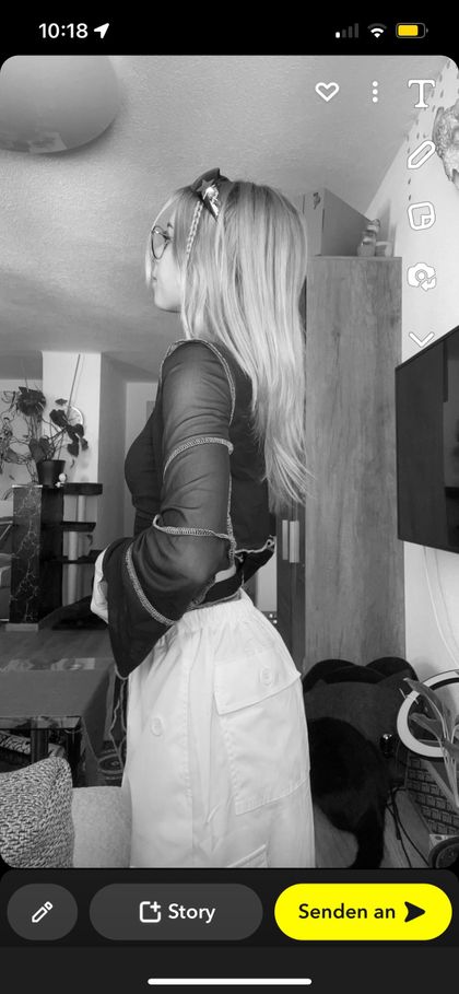 lena2208 OnlyFans picture