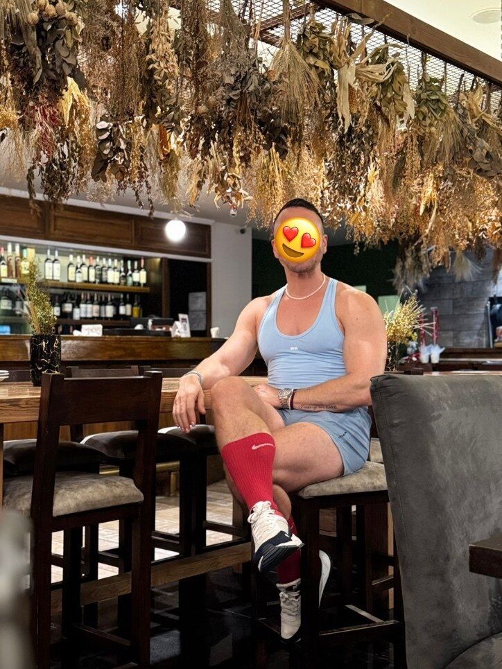 emades OnlyFans profile picture
