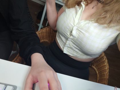 peachally OnlyFans picture