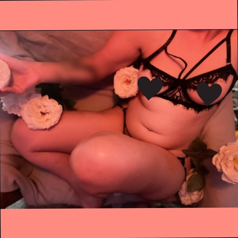 poisonedpetals OnlyFans profile picture