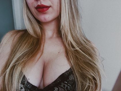 annefairy OnlyFans picture
