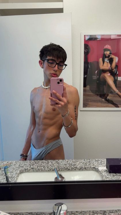 playboyvicc OnlyFans picture