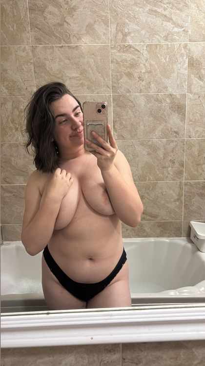 u77974445 OnlyFans picture