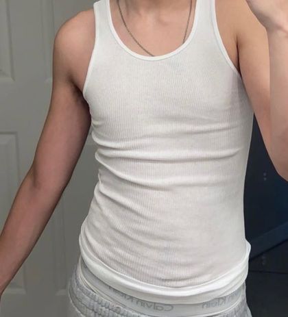 moneywings OnlyFans picture