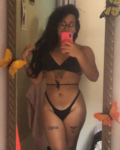bella_thrixx OnlyFans picture