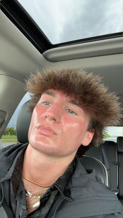 brunetteboyasher OnlyFans picture