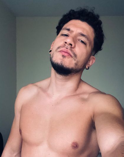 unsantiago OnlyFans picture